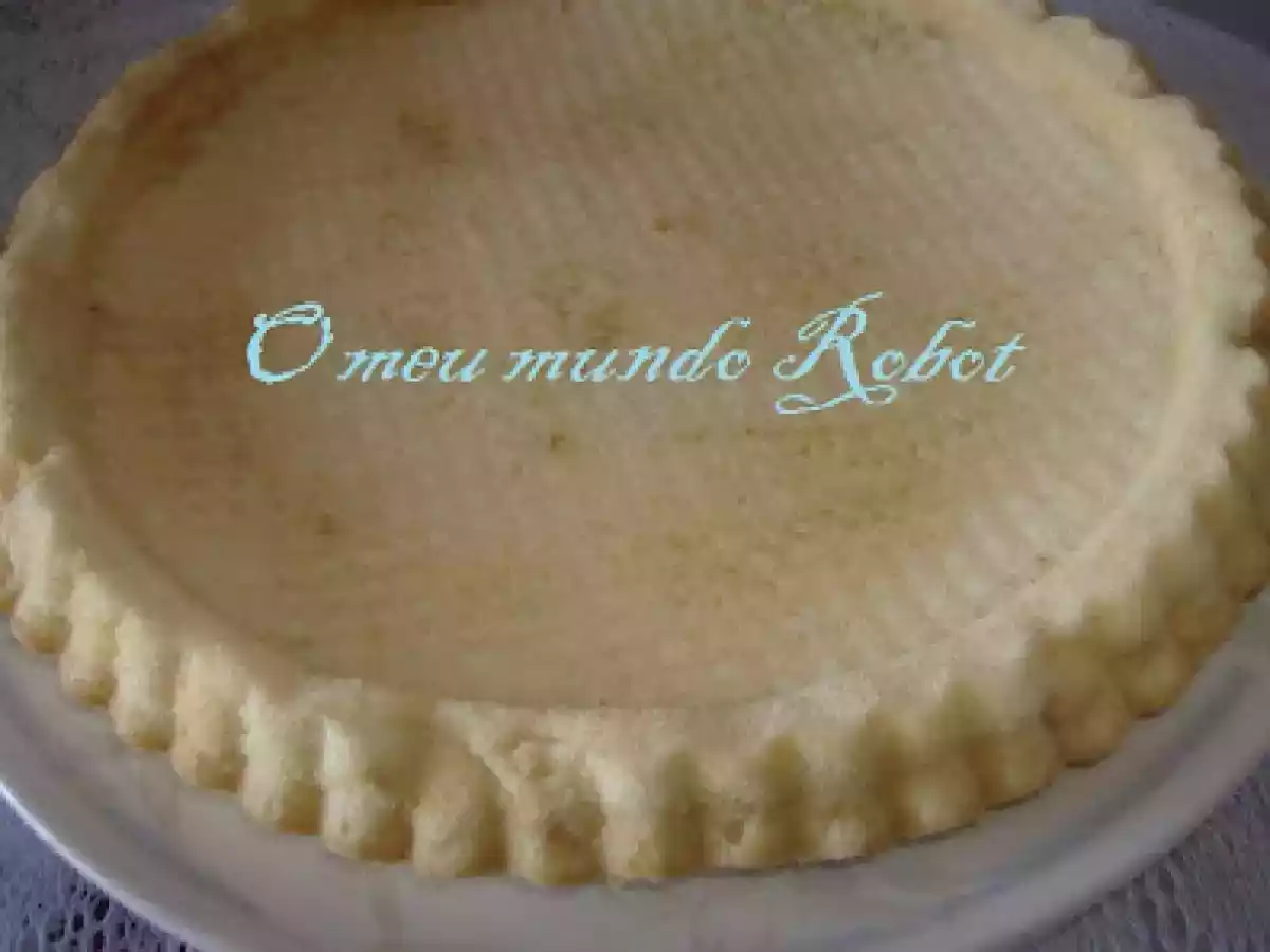Tarte invertida de morangos e natas aromatizadas - foto 2