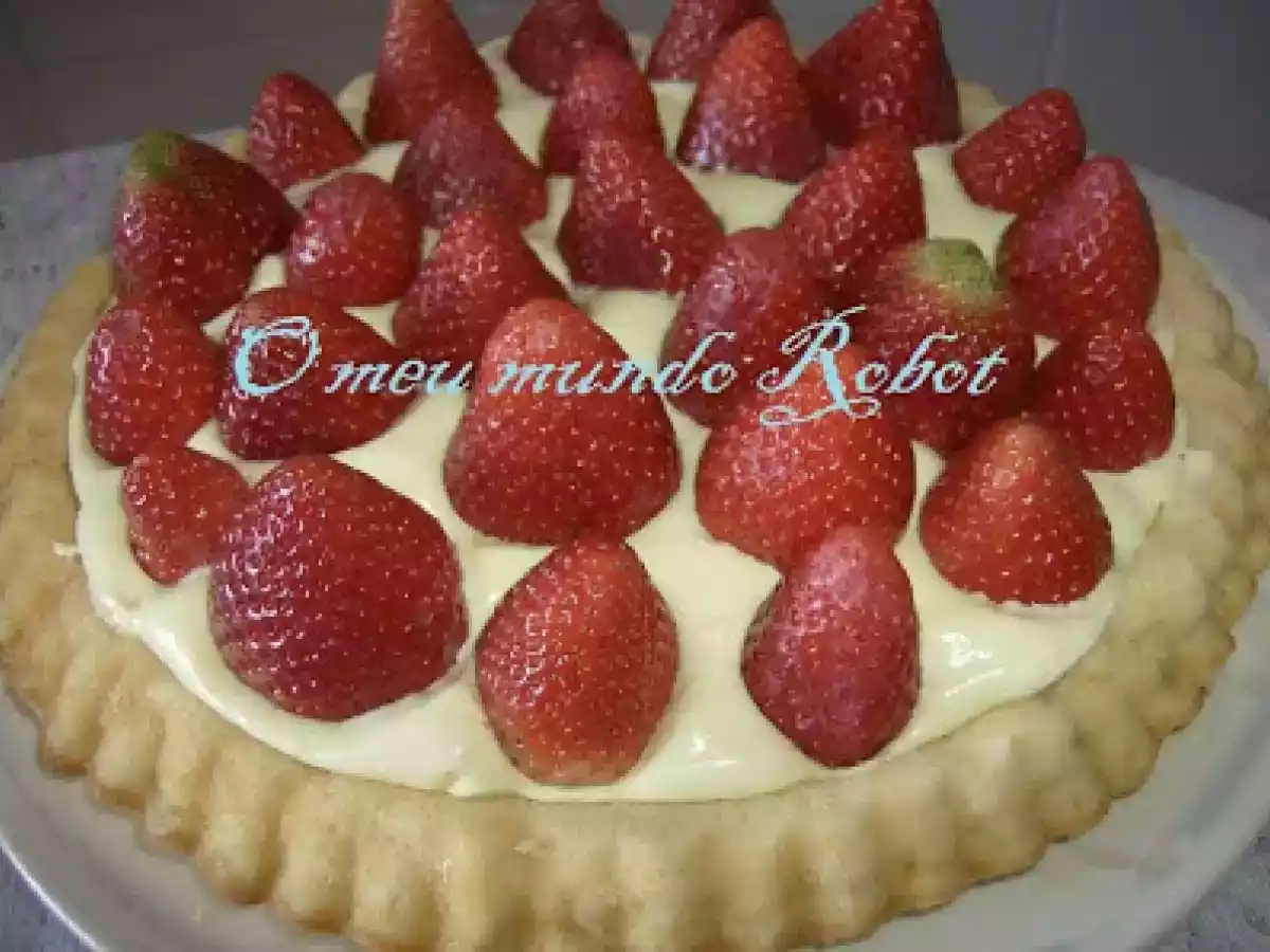 Tarte invertida de morangos e natas aromatizadas - foto 3