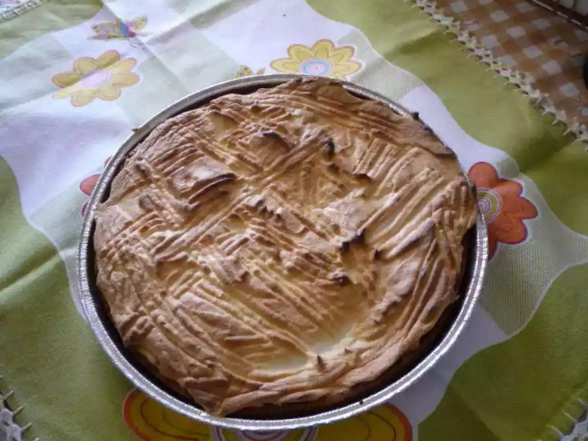 Tarte merengada de leite condensado e limão