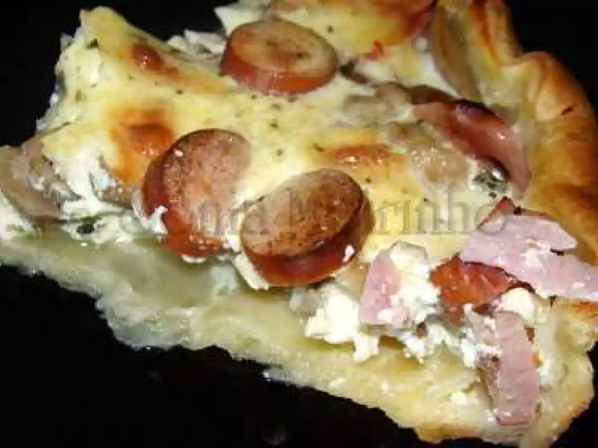 Tarte Salgada de Salsichas, Fiambre e Cogumelos - foto 2