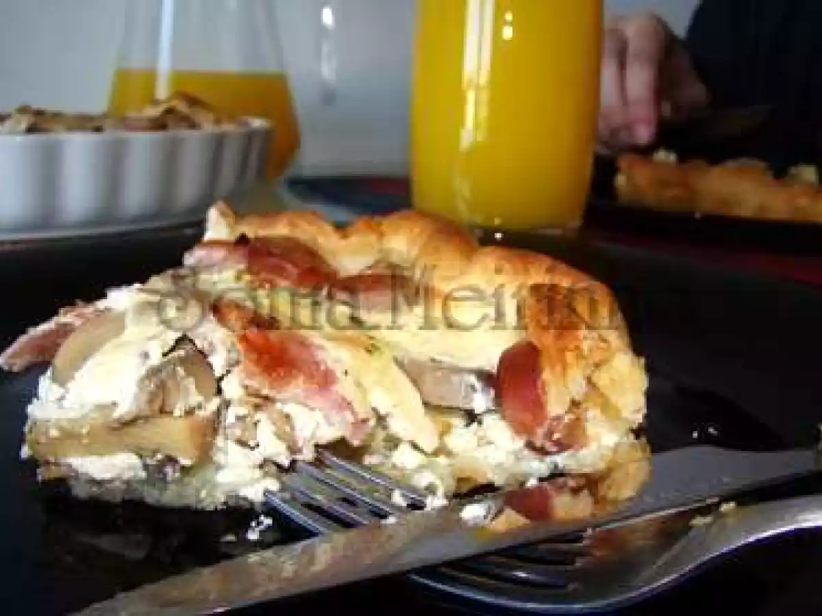 Tarte Salgada de Salsichas, Fiambre e Cogumelos - foto 3