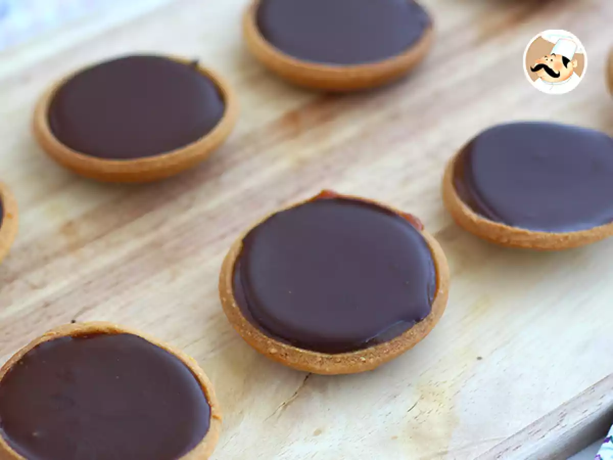 Tarteletes/ Mini tortas de caramelo e chocolate