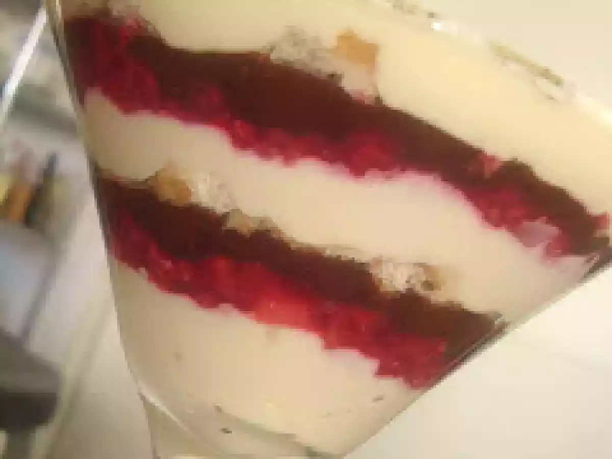 Tiramisú de Chocolate com Frutas Vermelhas - foto 2