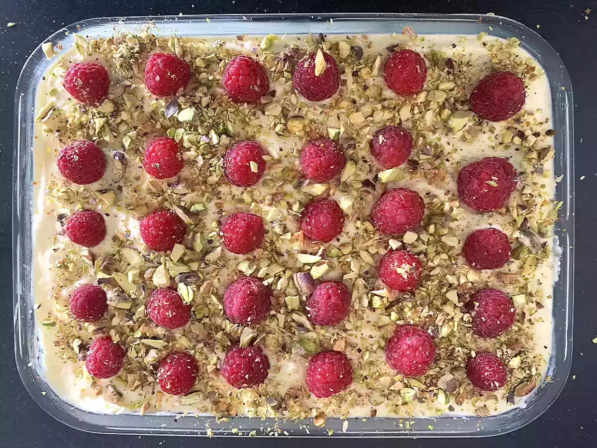 Tiramisu de pistache e framboesa sem gluten - foto 2