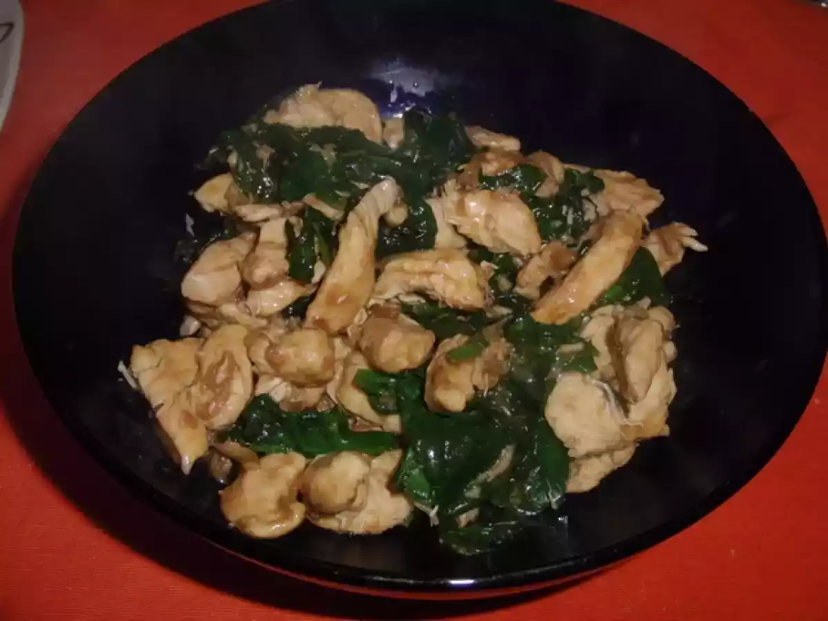 Tiras de frango com espinafres - foto 2