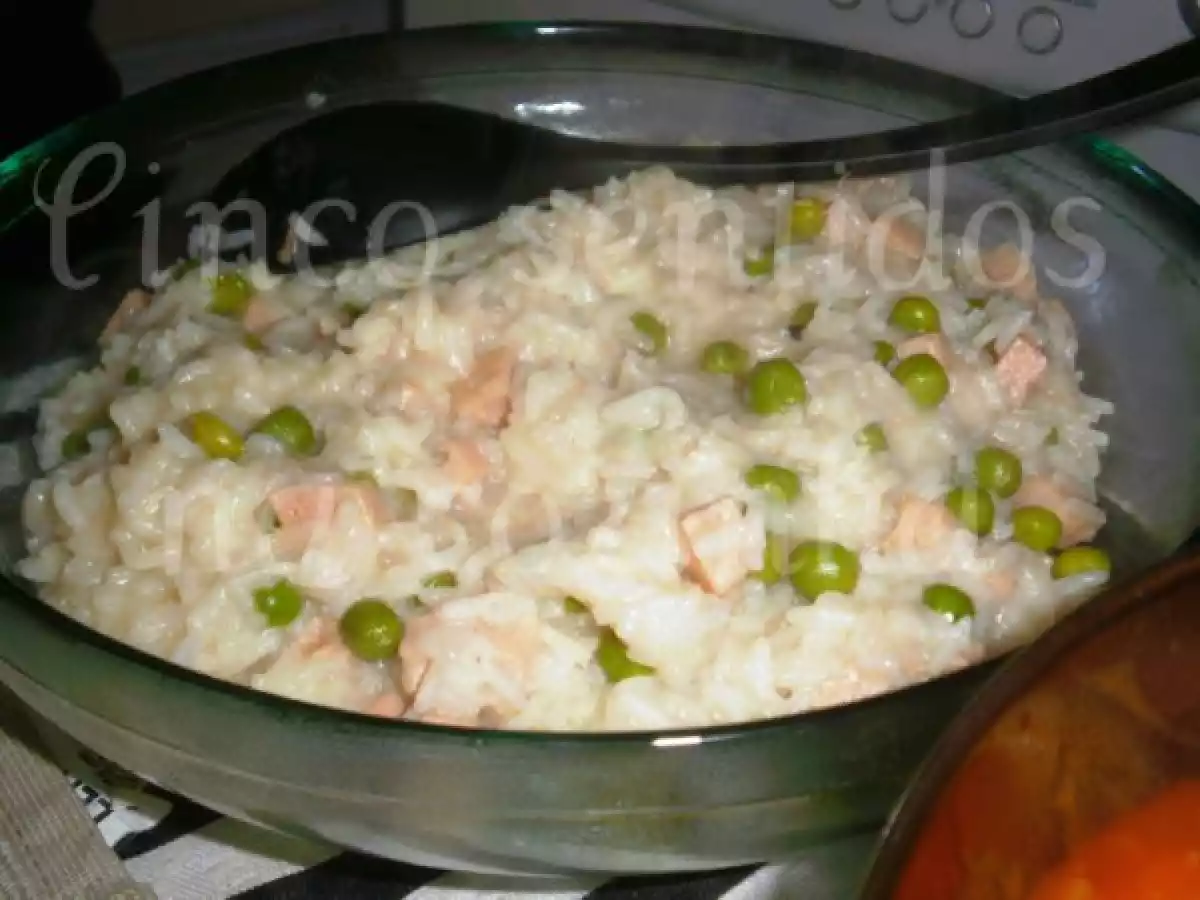 Tiras de frango em molho agridoce com arroz de ervilhas e fiambre de peru - foto 3