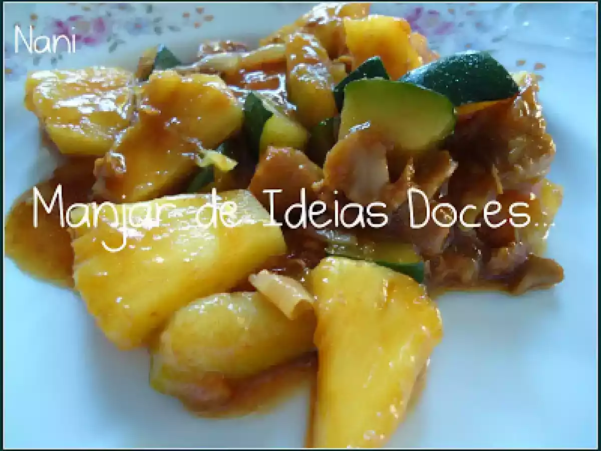 Tiras de Porco com Courgetes e Ananás Fresco - foto 2