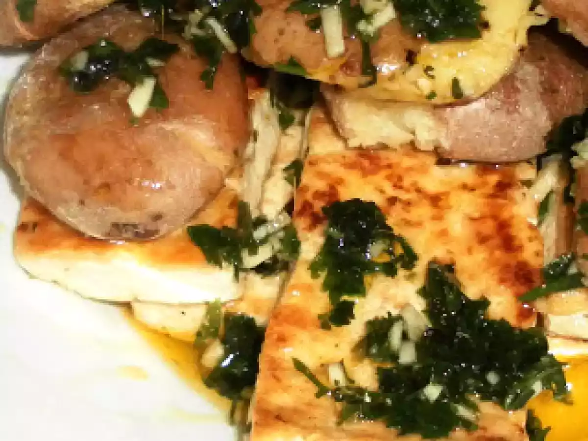 Tofu à lagareiro com batatas a murro de microondas - vegana