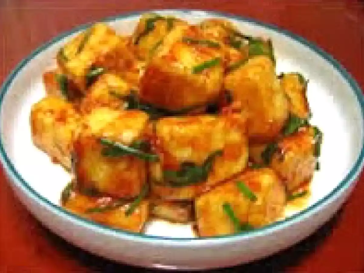 Tofu Frito com Molho Apimentado (vegana)