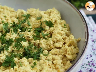 Tofu mexido para substituir os ovos mexidos. - foto 2