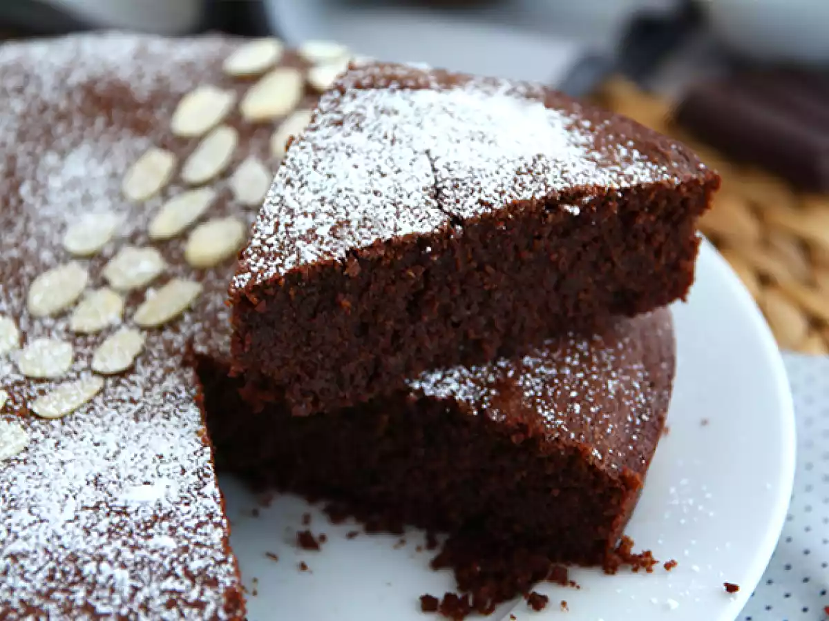 Torta Caprese (bolo italiano de chocolate e amêndoas)