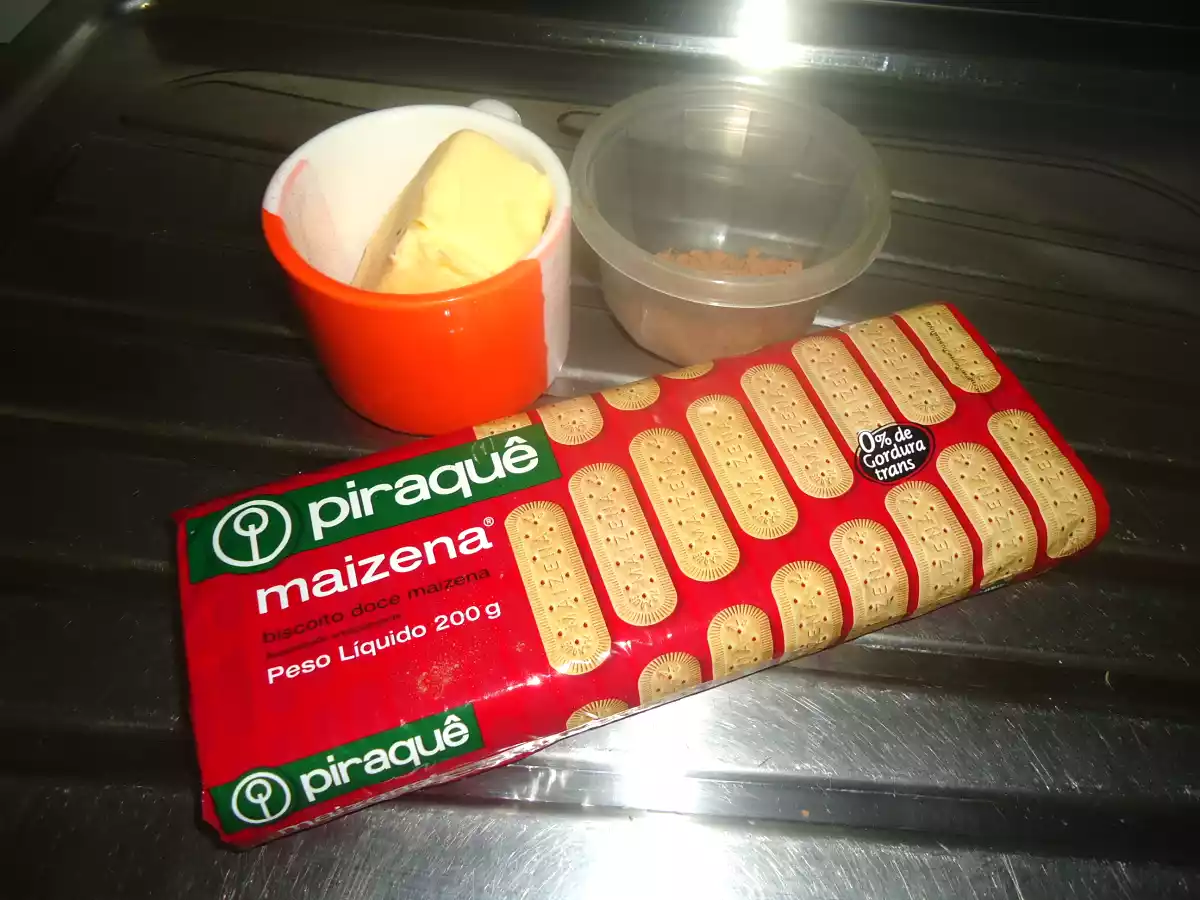 Torta cheesecake de morango com chantily - foto 4