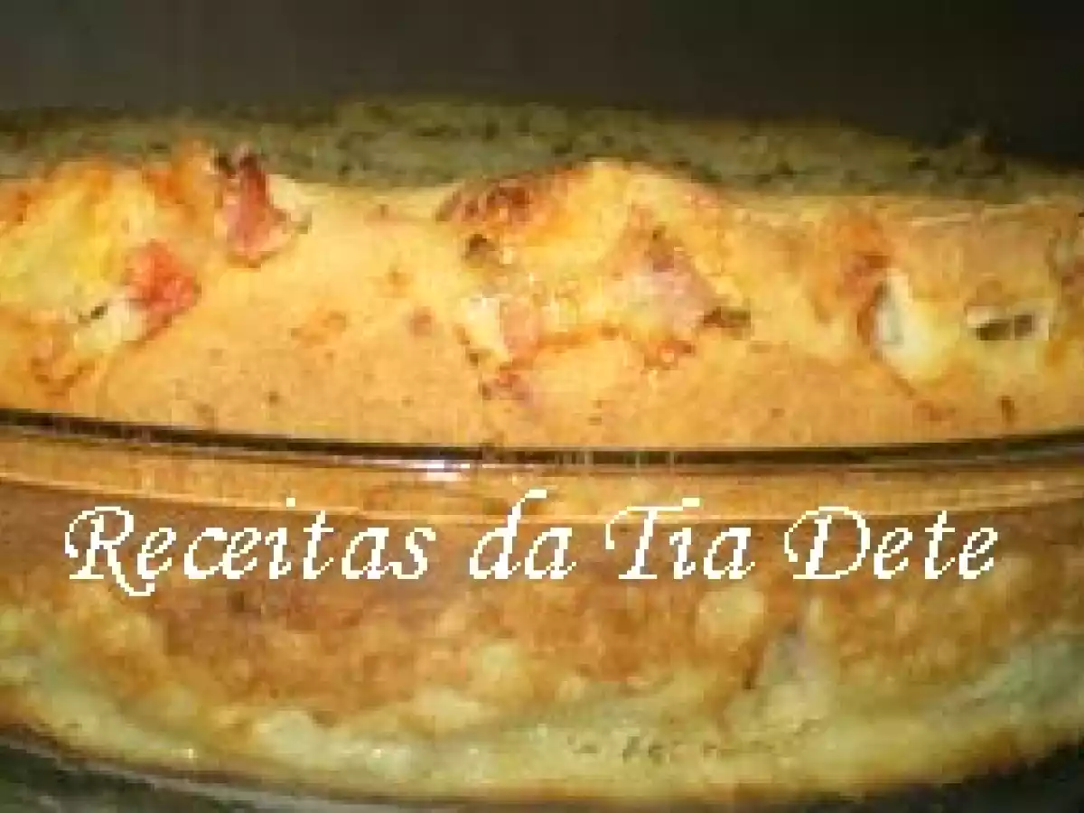 TORTA COM MASSA DE POLENGUINHO