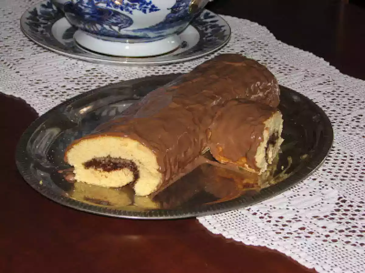 Torta com recheio de chocolate