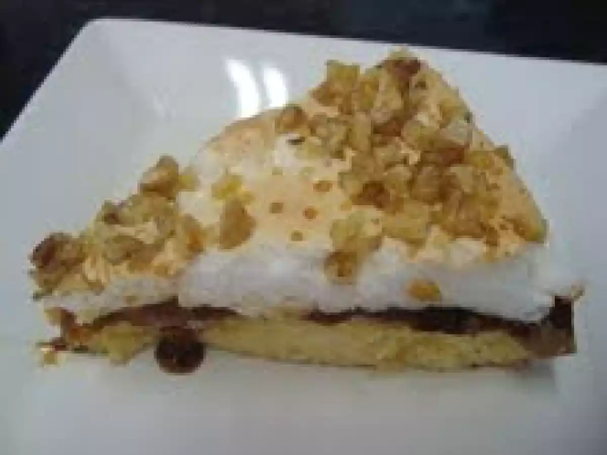 TORTA DE AMEIXAS E NOZES