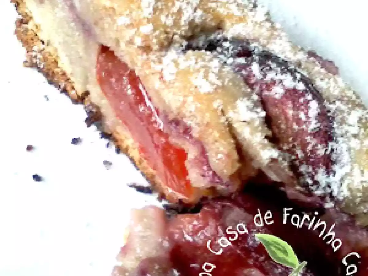 Torta de ameixas frescas com nozes - foto 2
