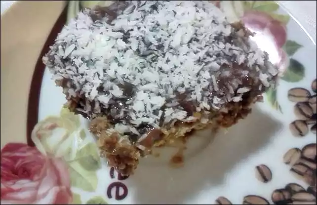 Torta de bolacha com café