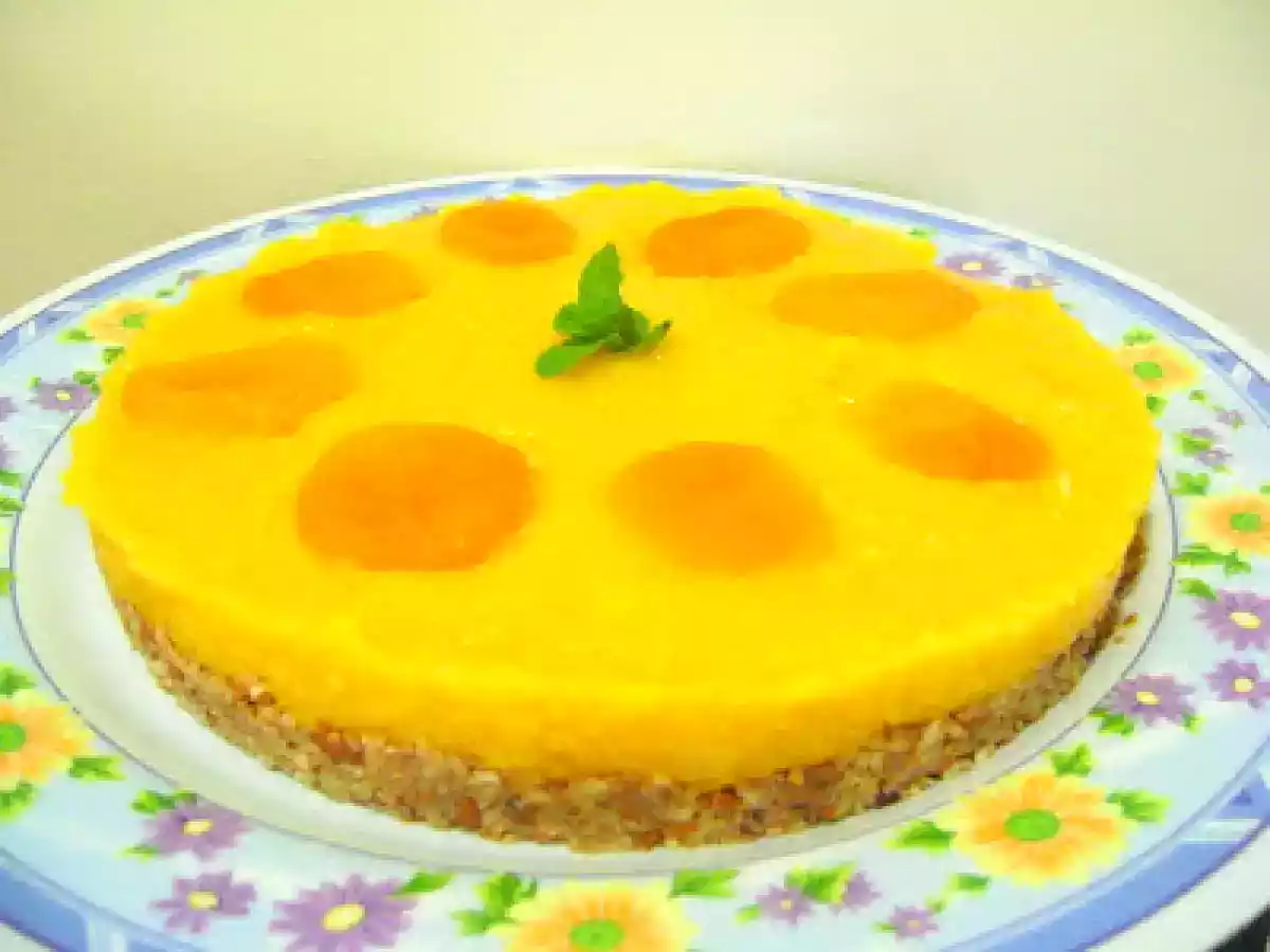 TORTA DE DAMASCO COM BASE DE AMÊNDOAS E TÂMARAS