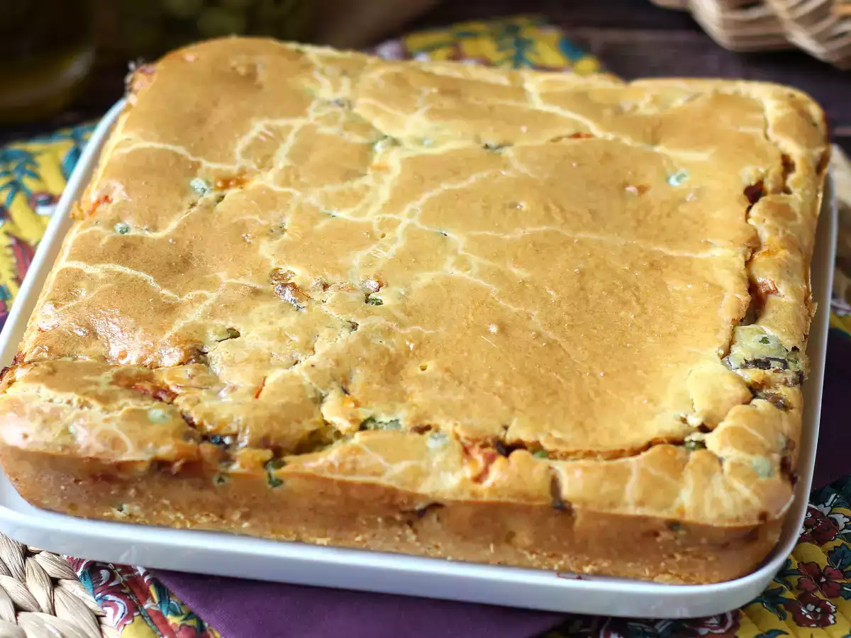 Torta de sardinha cremosa de liquidificador fácil e fofinha - foto 3