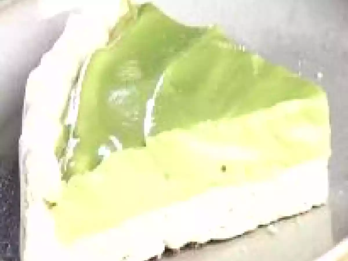 Torta de sequilho e creme de abacate