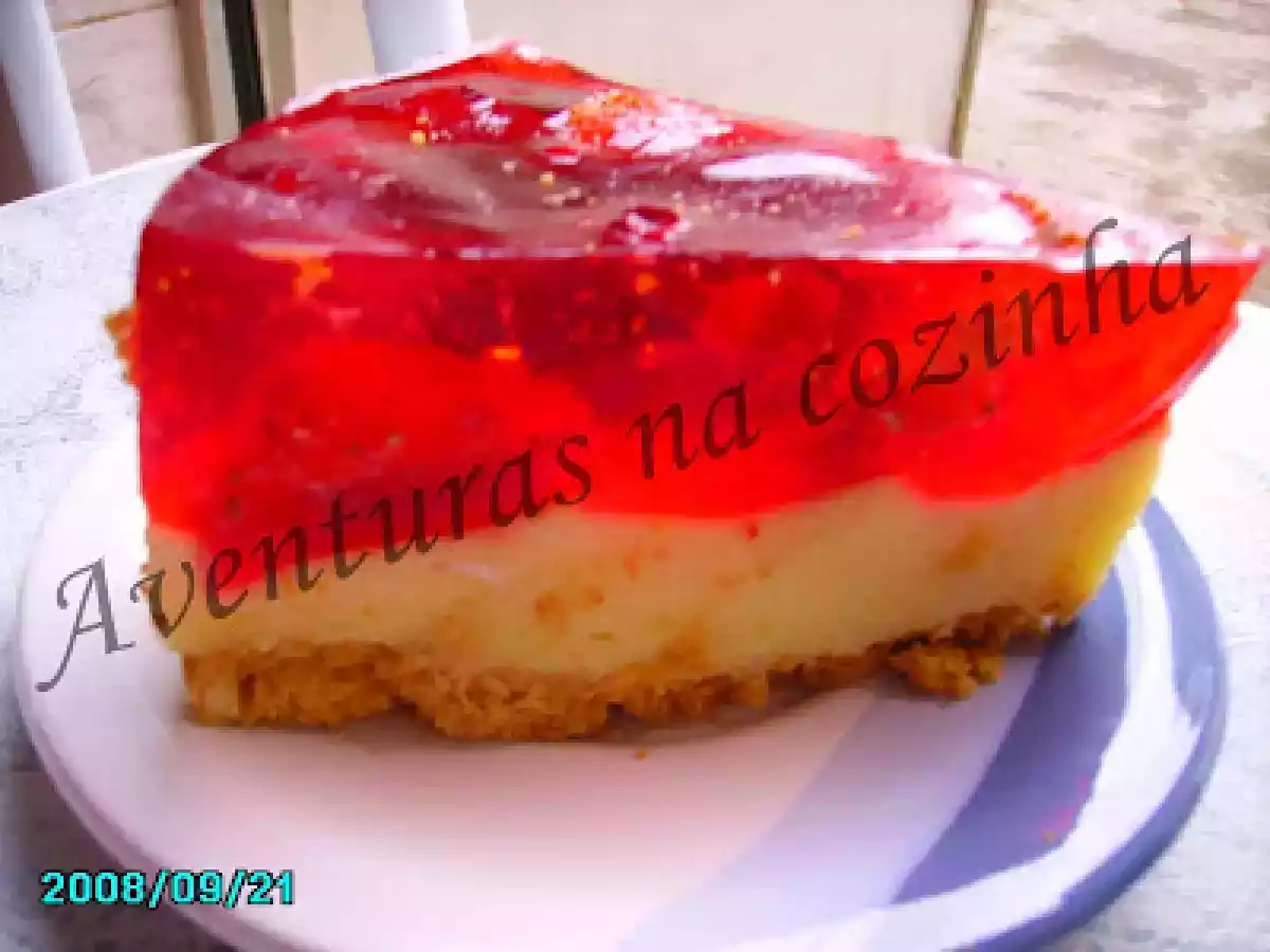 Torta espelhada de morango