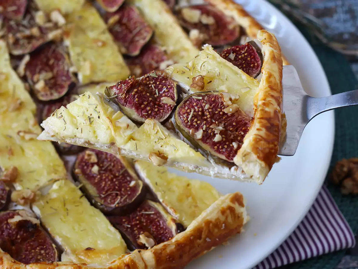 Torta fina de figos, brie e nozes - foto 3