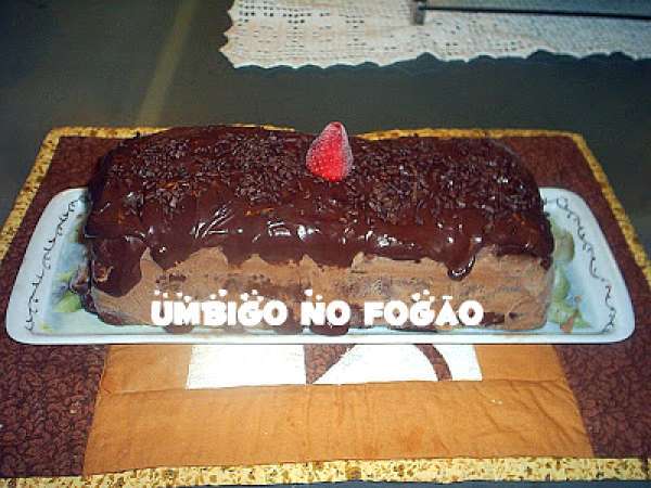 TORTA GELADA DE CHOCOLATE & SORVETE