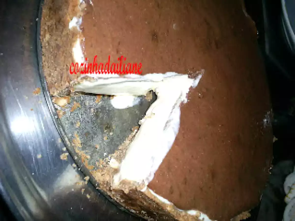 Torta mousse de cupuaçu com cobertura de mousse de chocolate - foto 2