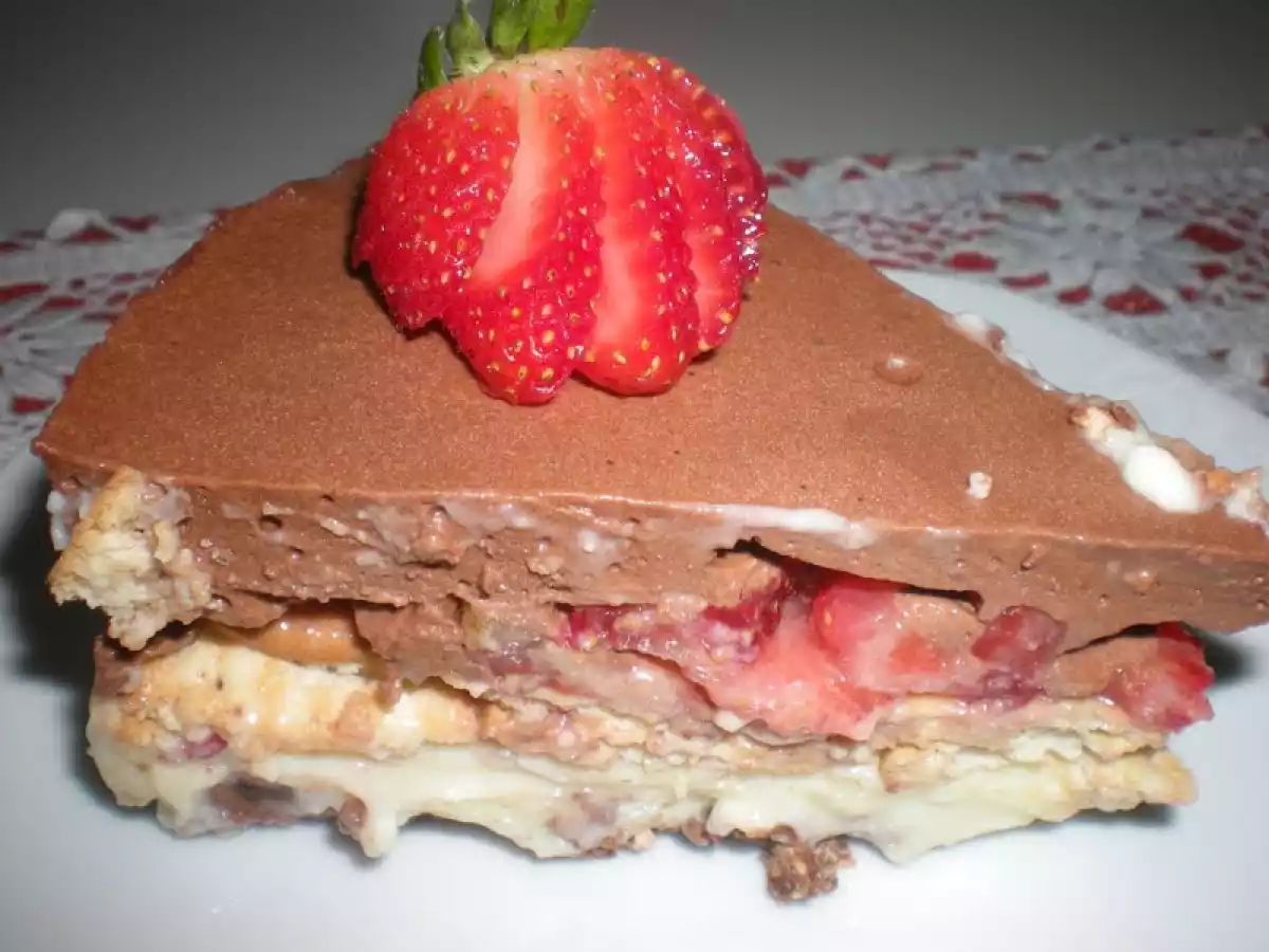 TORTA NAPOLITANA DE CHOCOLATE - foto 4
