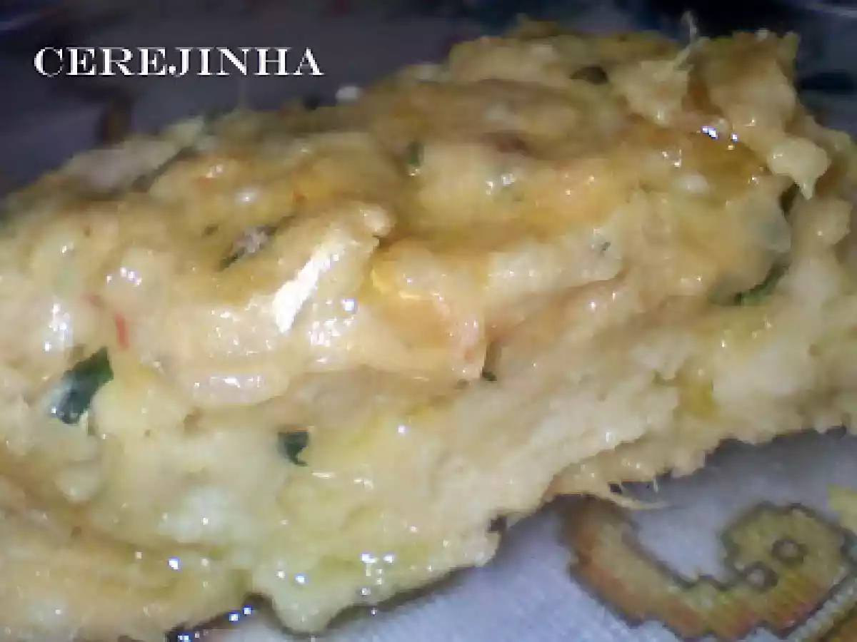 TORTA-NUVEM DE BATATAS E BACALHAU - foto 3