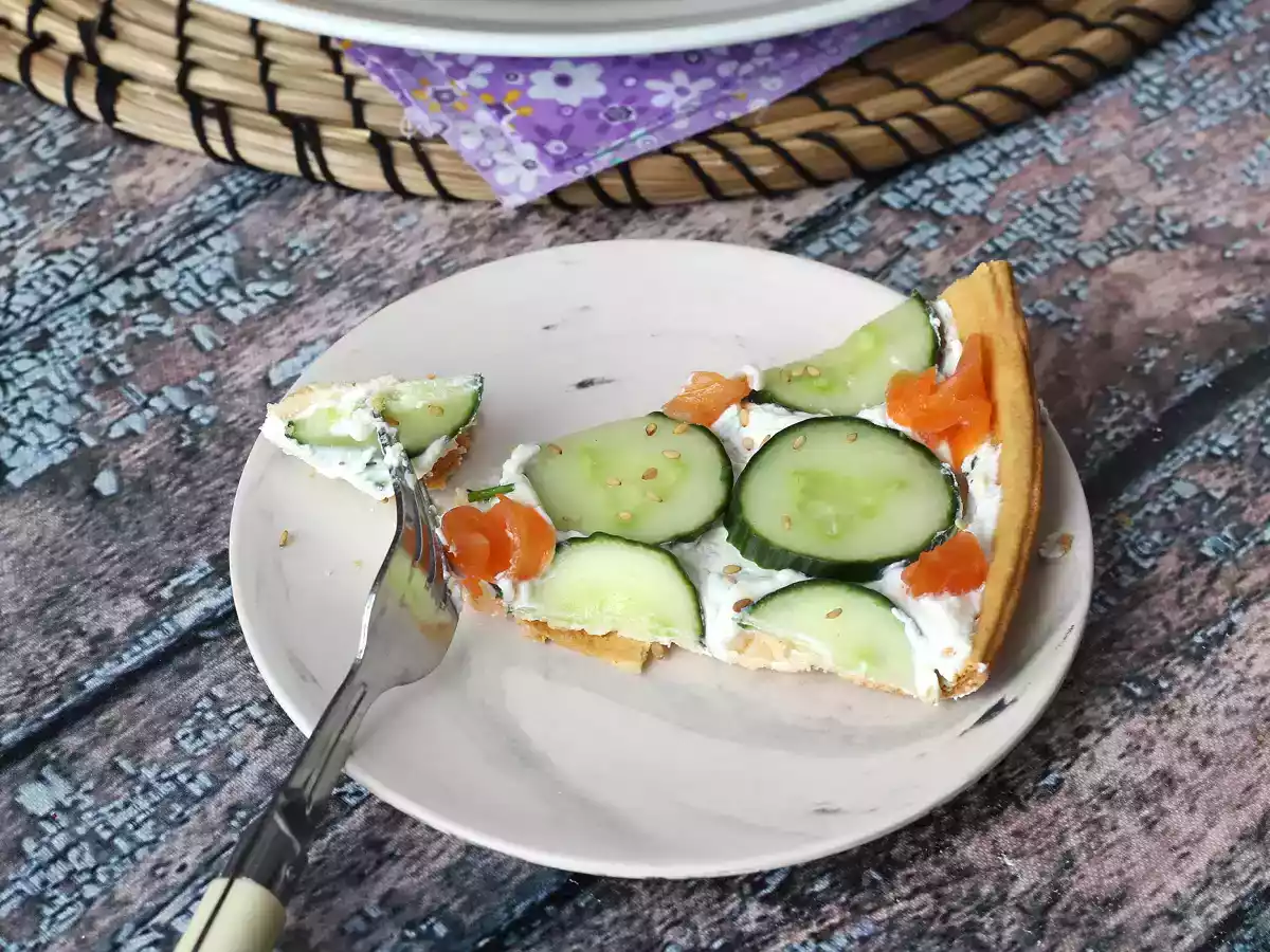 Torta super refrescante: ricota, pepino e salmão defumado - foto 2