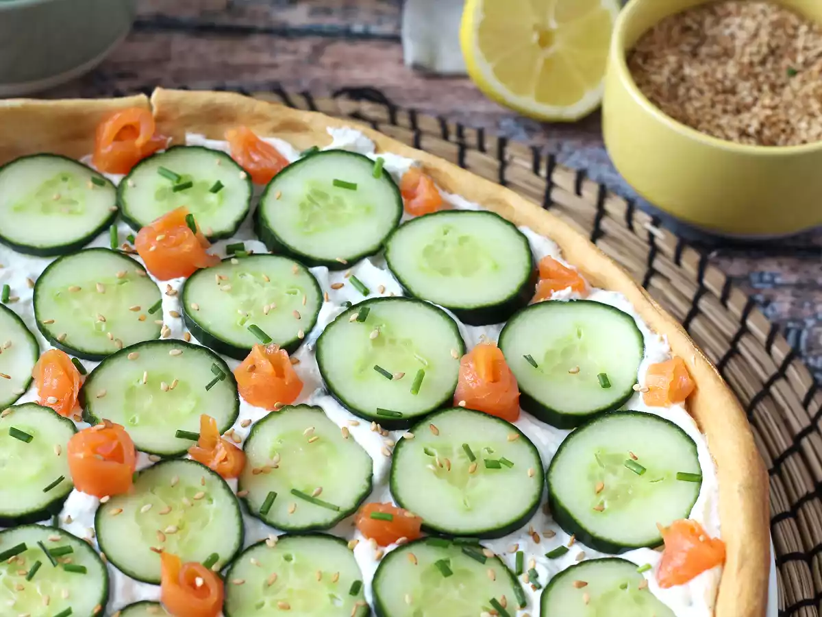 Torta super refrescante: ricota, pepino e salmão defumado - foto 5