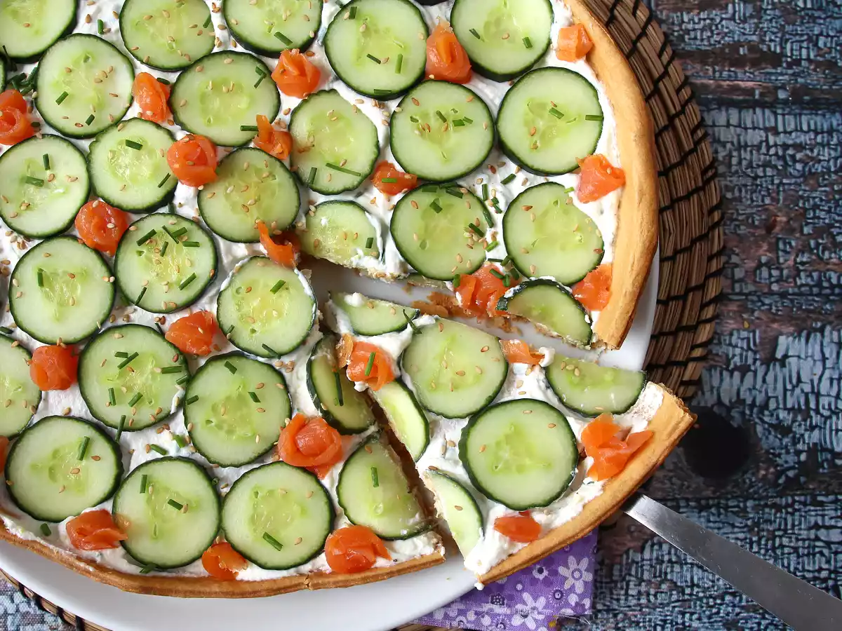 Torta super refrescante: ricota, pepino e salmão defumado - foto 6