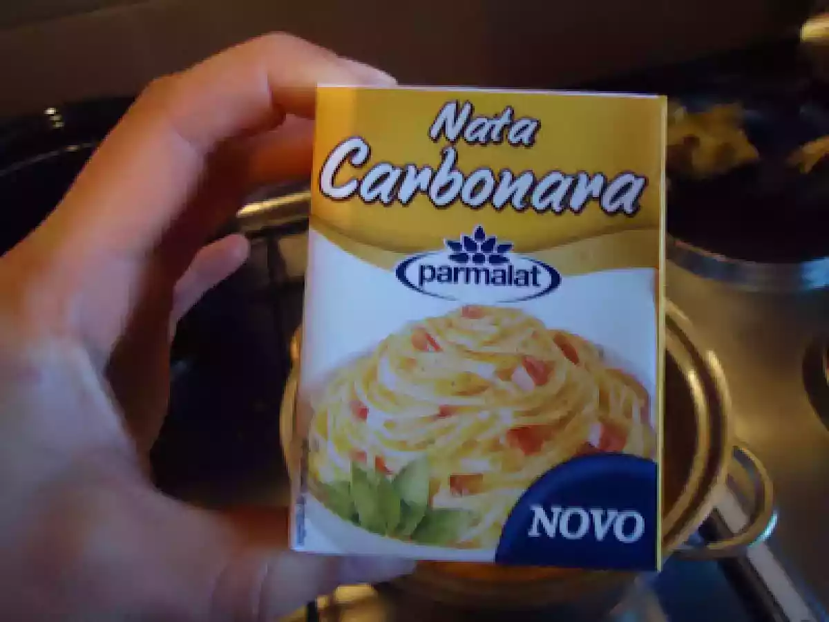 Tortellini recheado com presunto e queijo edam envolvido em natas carbonara - foto 4