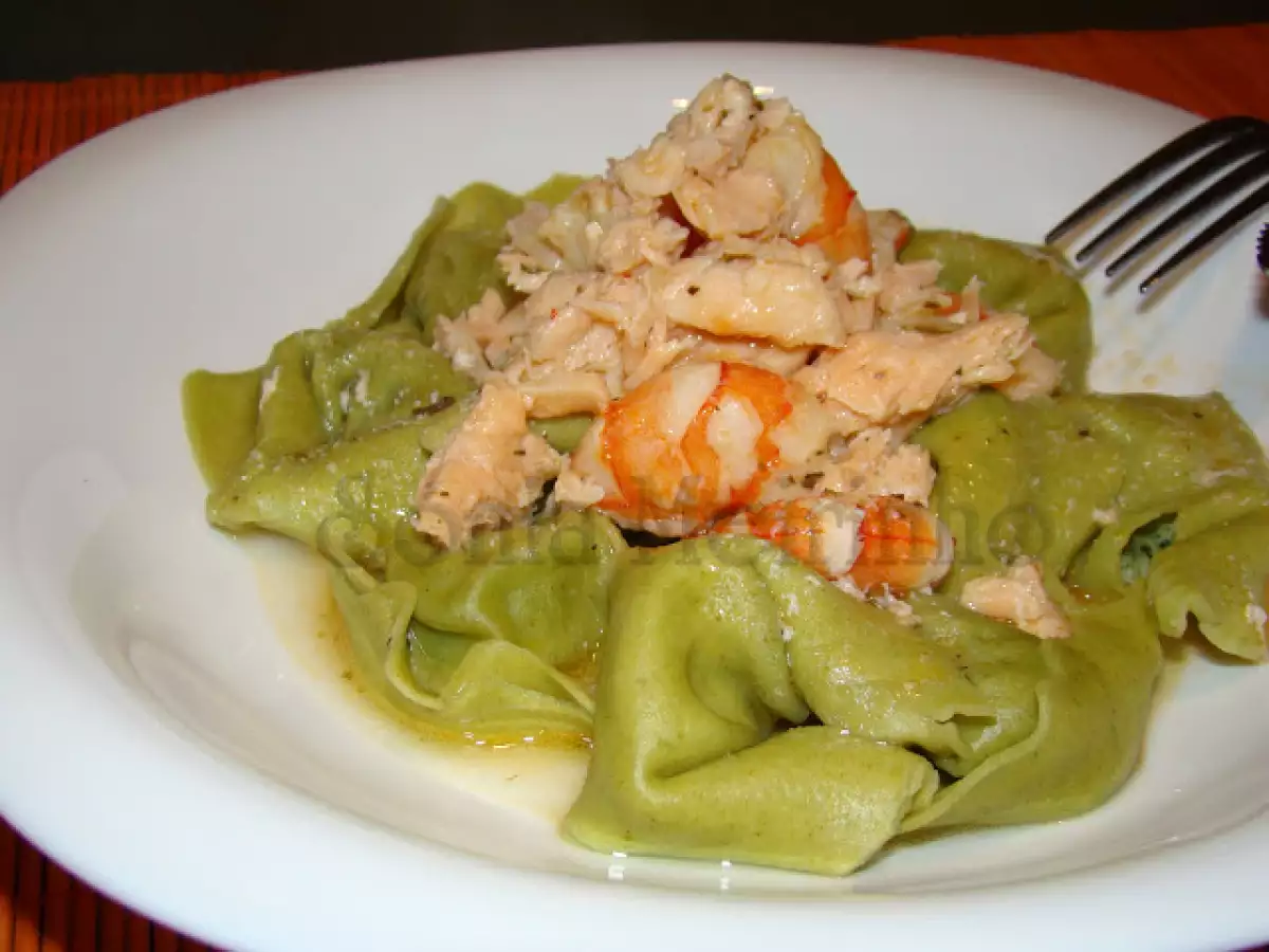 Tortelloni Verde com Queijo Ricotta e Espinafres acompanhados de Salmão - foto 6