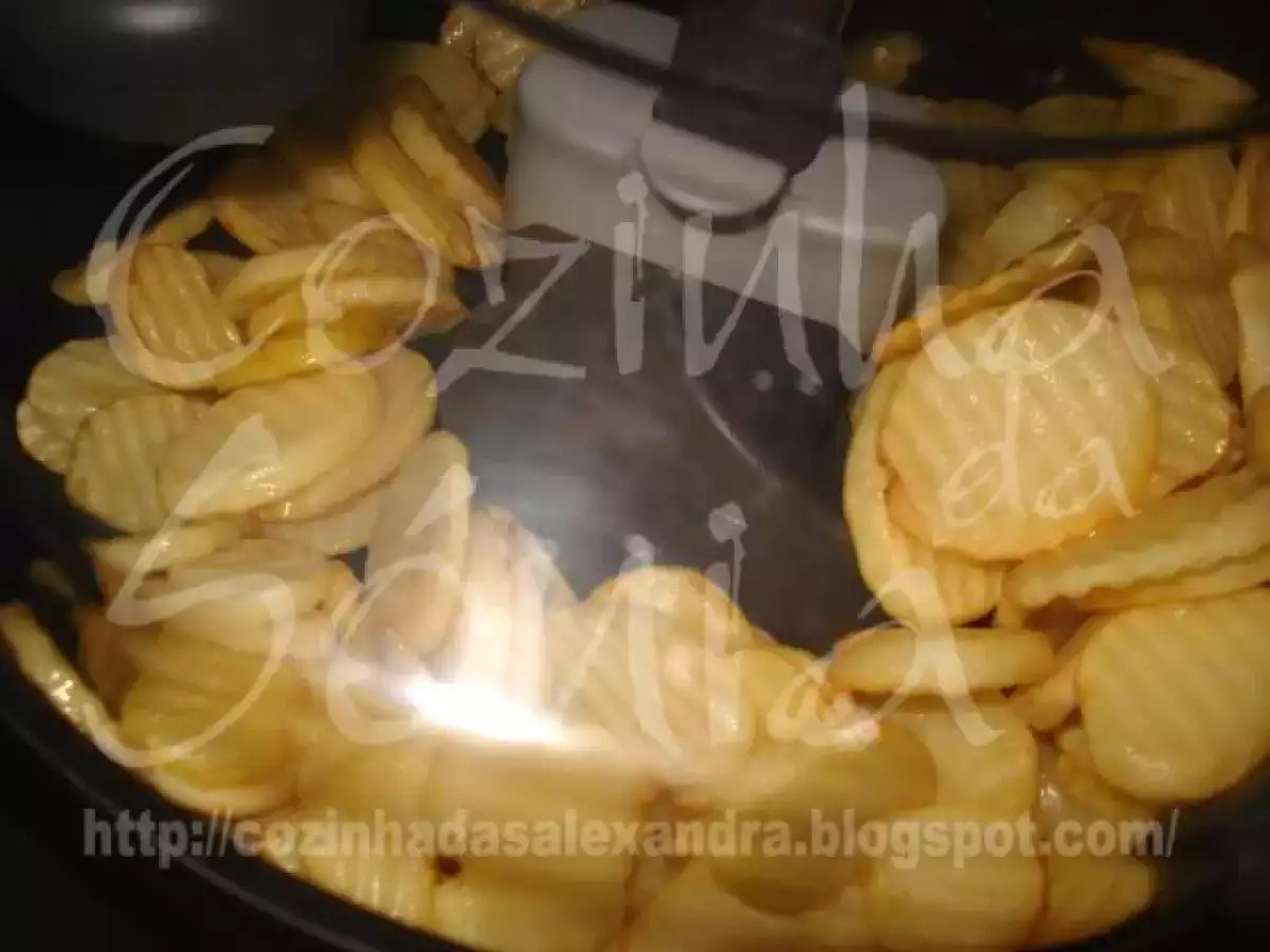 TORTILHA DE FRANGO ASSADO E BACON COM BATATA SAUTÉ...ECONOMIA DOMÉSTICA... - foto 4
