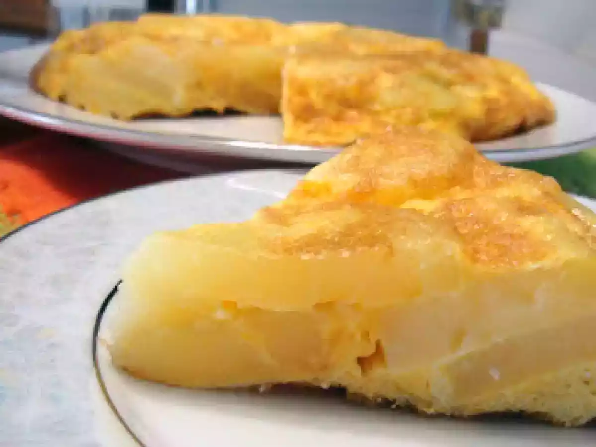 Tortilla ou omelete de batatas