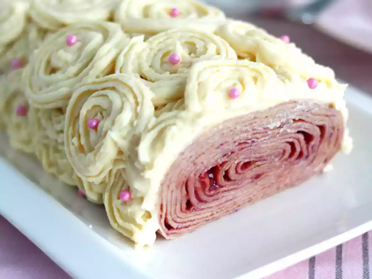 Tronco de Natal feito com Crepes (sabor Framboesa e Chocolate Branco) - foto 3