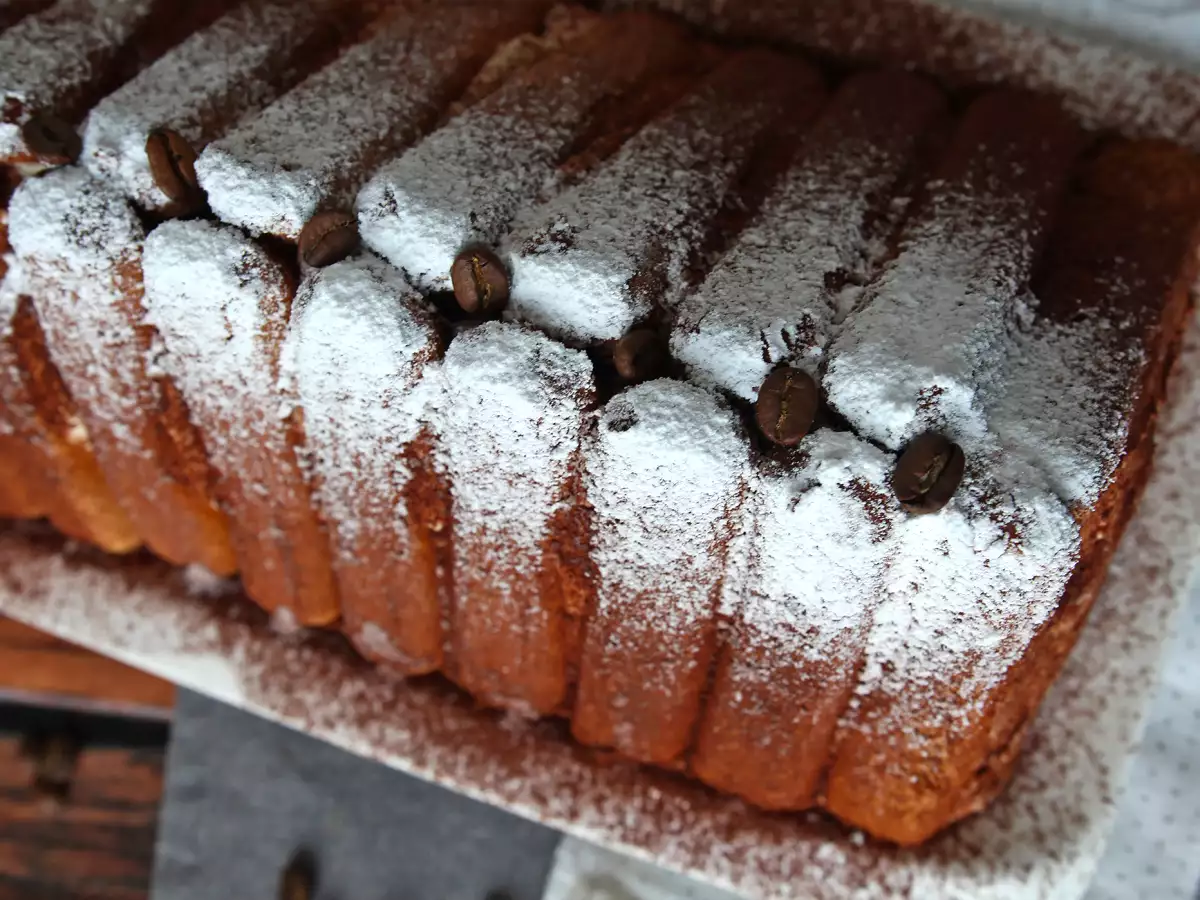 Tronco de Natal sabor tiramisù, feito sem molde - foto 8