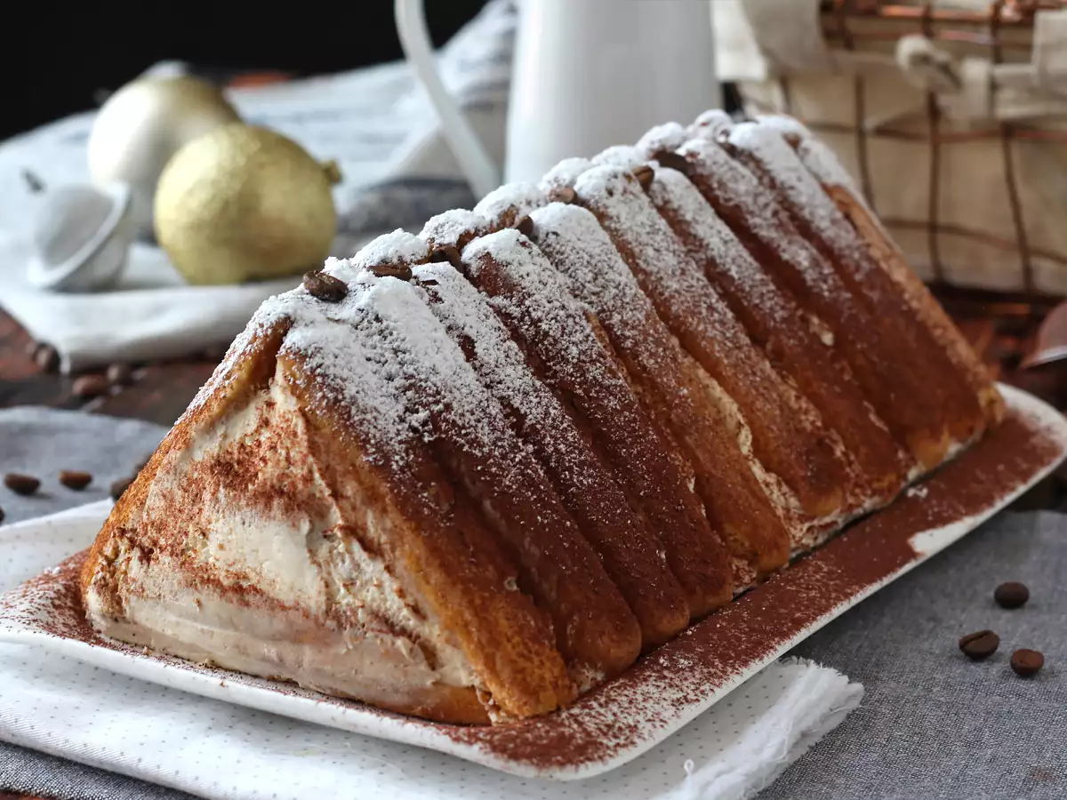 Tronco de Natal sabor tiramisù, feito sem molde - foto 9
