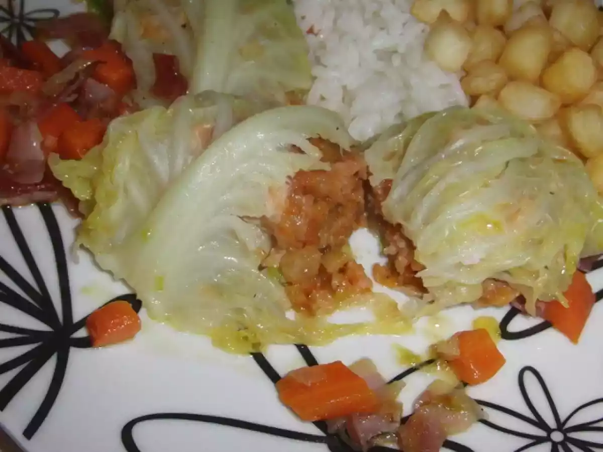 Trouxas de frango e farinheira em lombarda - foto 3