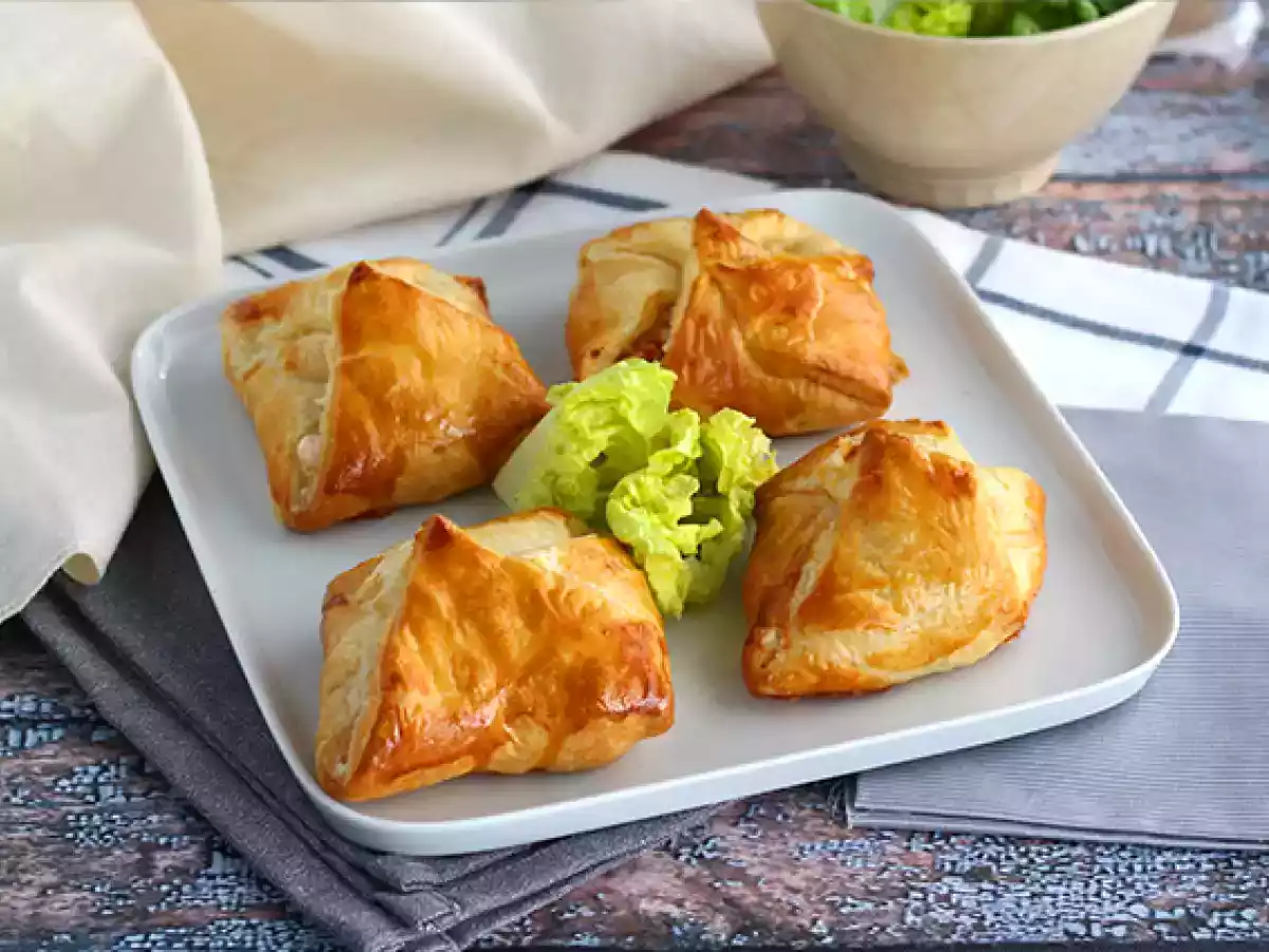 Trouxinhas de salmão e queijo de cabra