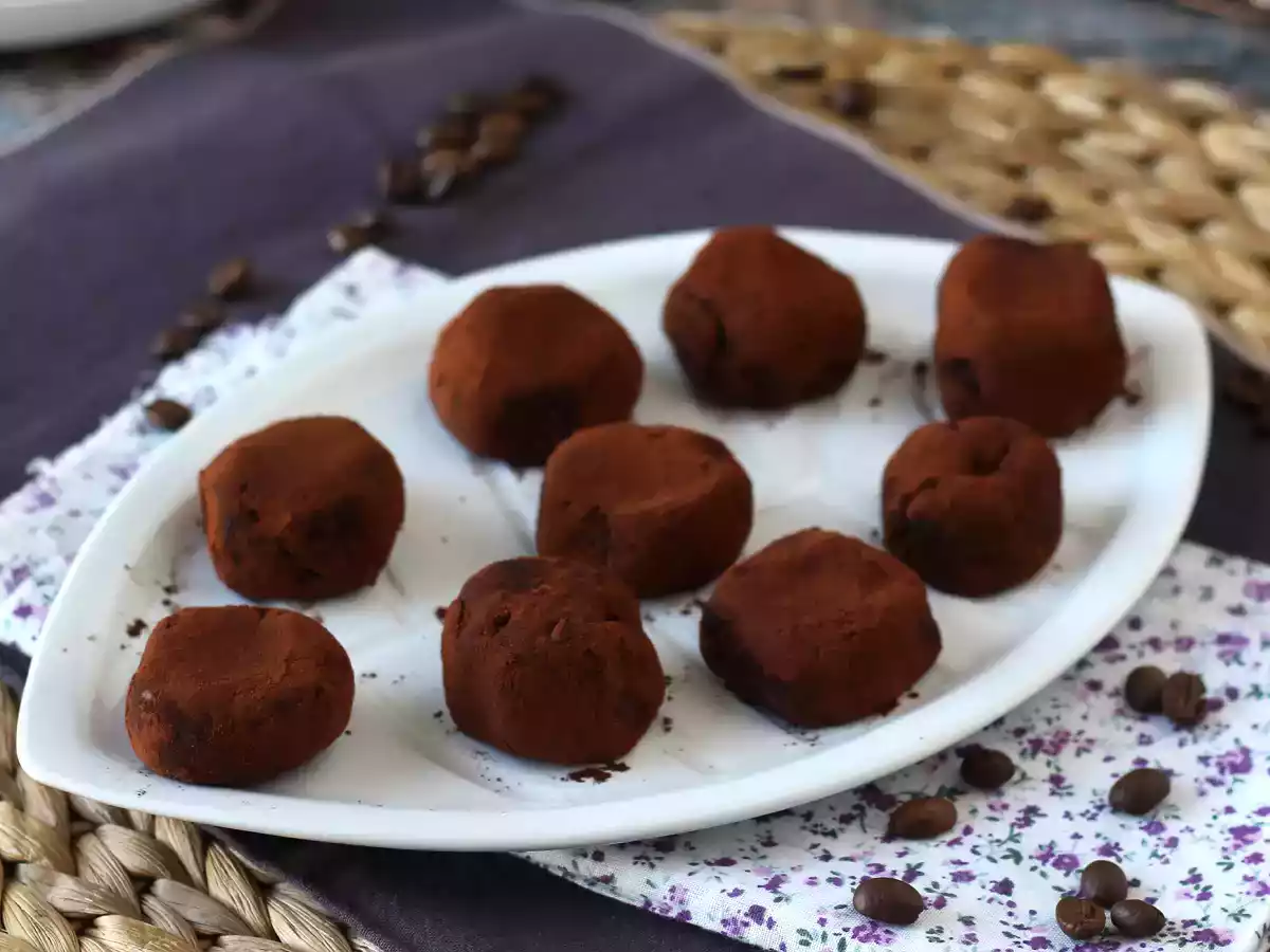 Trufa de tiramisu, a sobremesa italiana perfeita em mini porções - foto 3