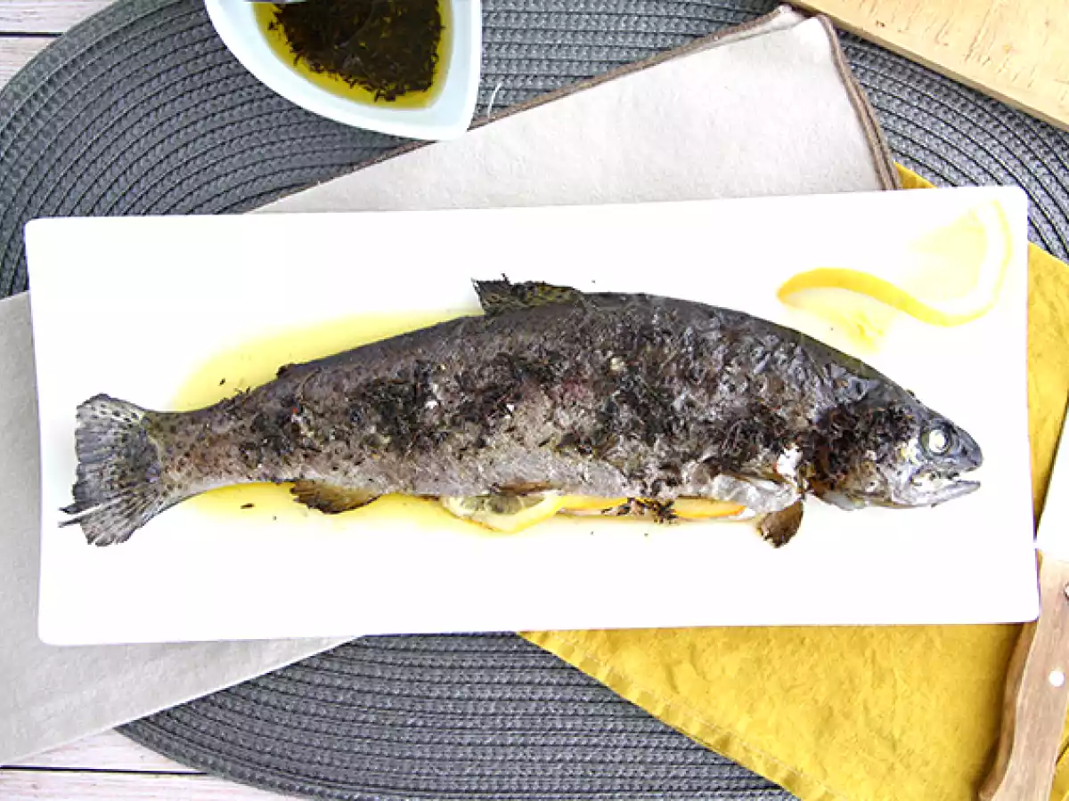 Truta ao forno (com tomilho e azeite)