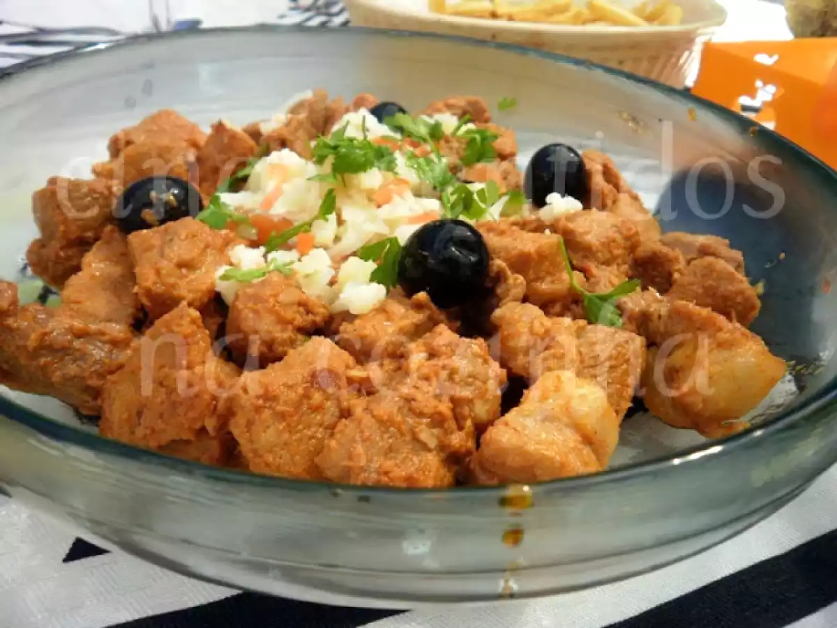 Uma tradicional carne de porco à portuguesa
