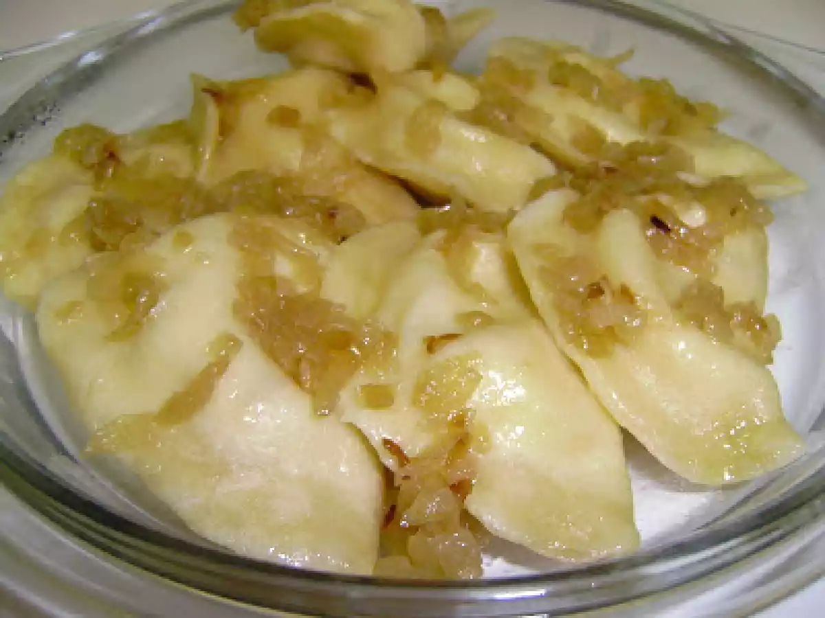 Varenikis, Vareniques ou Pierogui