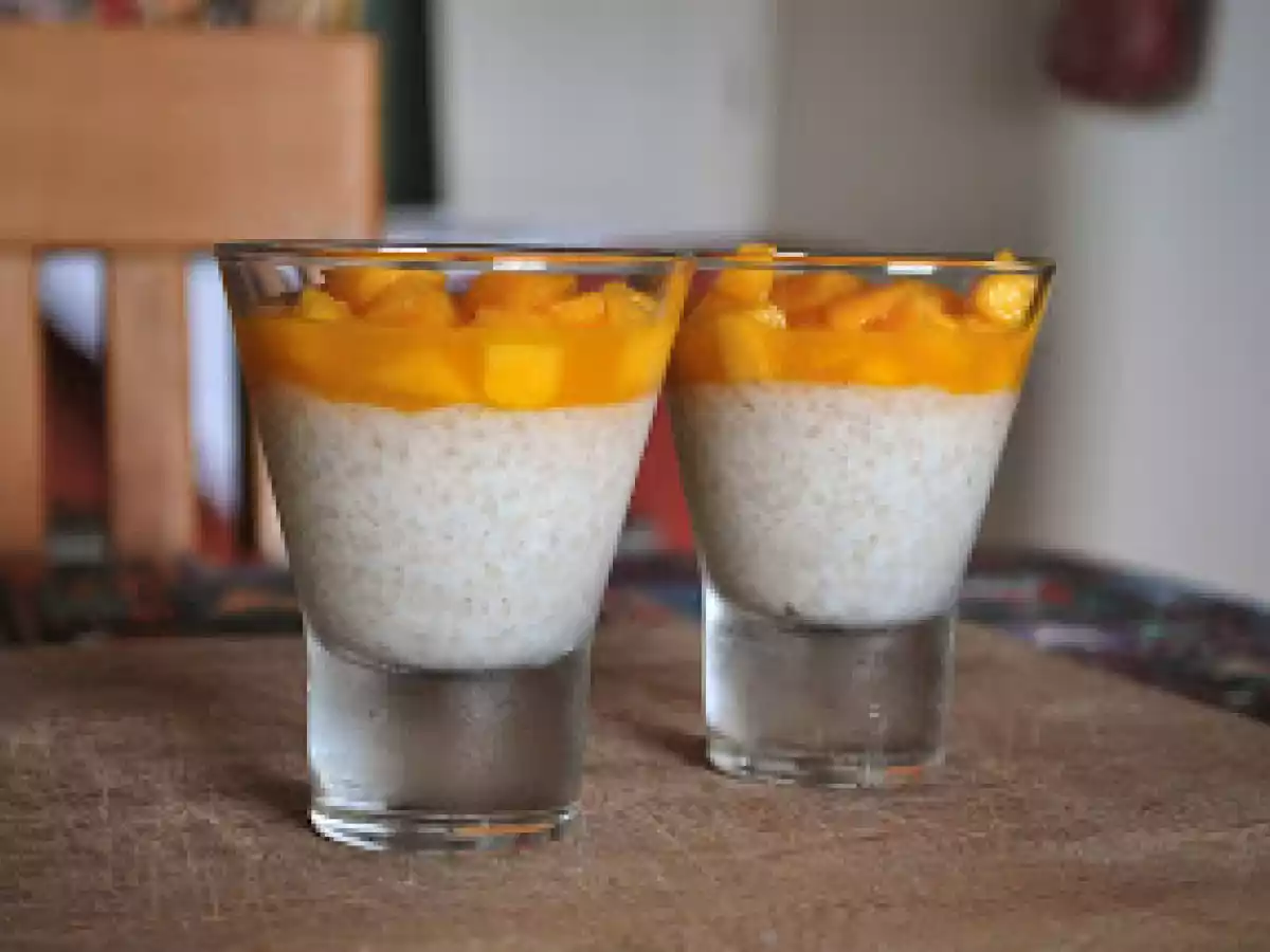 Verrine de tapioca e leite de coco com frutas - foto 2