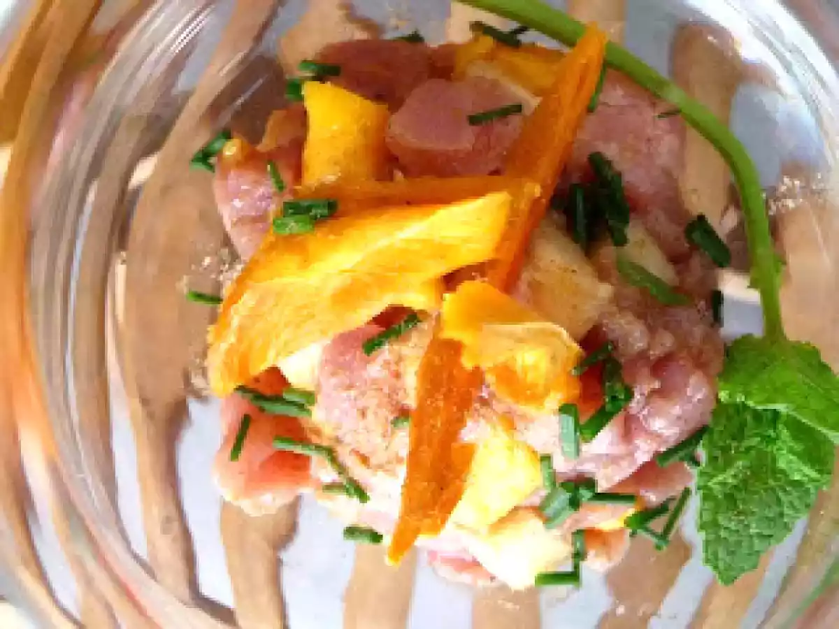 Verrine de tártaro de atum e manga