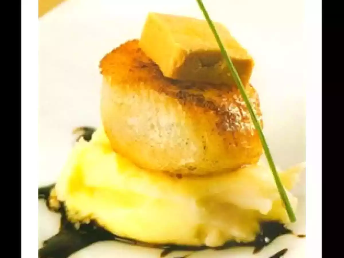 Vieiras salteadas com foie gras