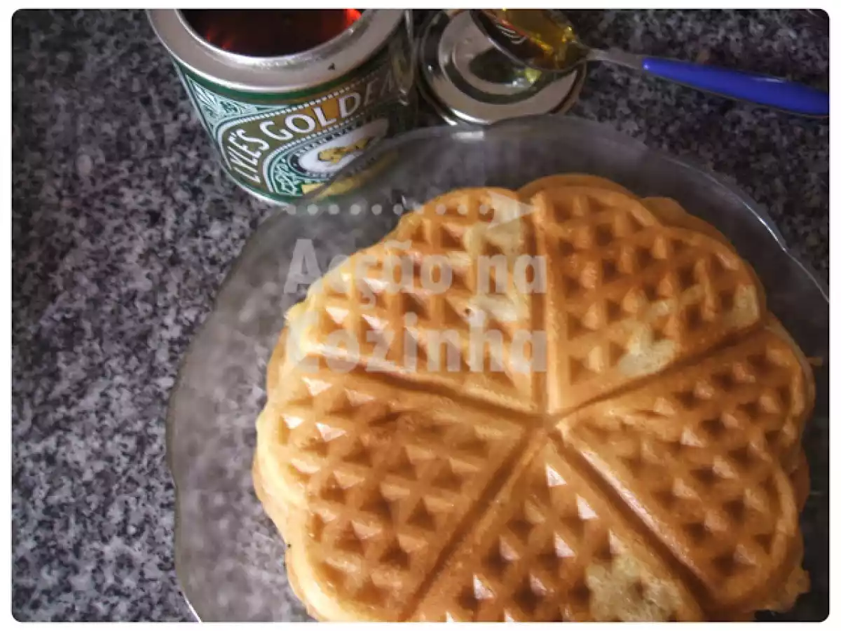 Waffles com Golden Syrup